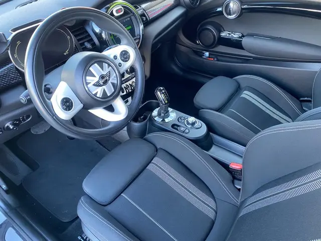 MINI Electric Mini Basic 33 kWh 2020 Elektrisch 7