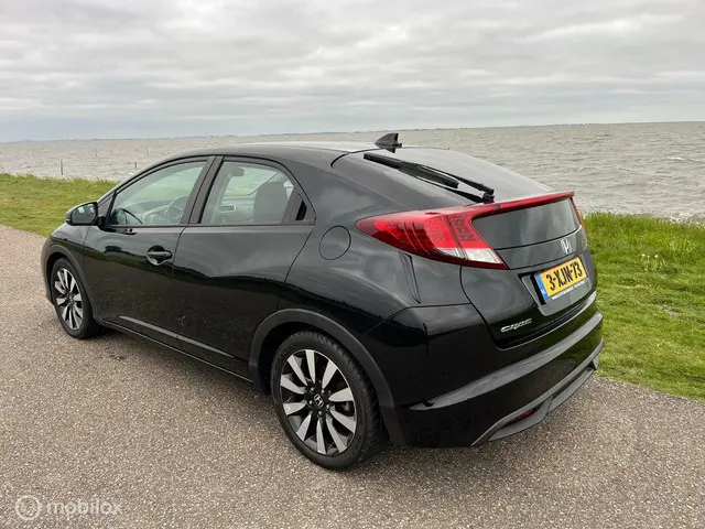 Honda Civic 1.4 Sport Business Edition 2014 Benzine 6