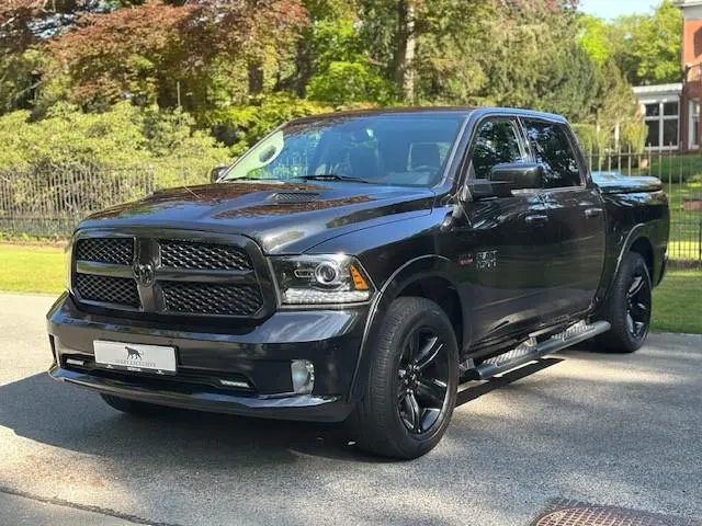 Dodge Ram 1500 5.7 V8 4x4 Crew Cab 5'7 Sport 2017 LPG/Gas 23