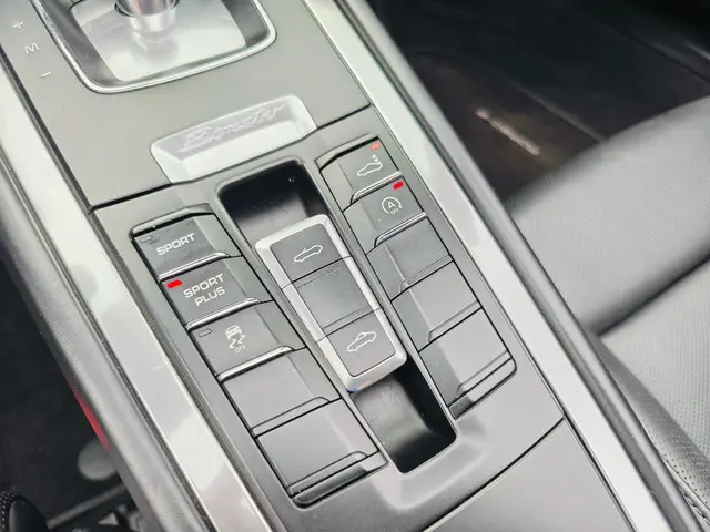 Porsche Boxster S 3.4 PDK 2012 Benzine 20