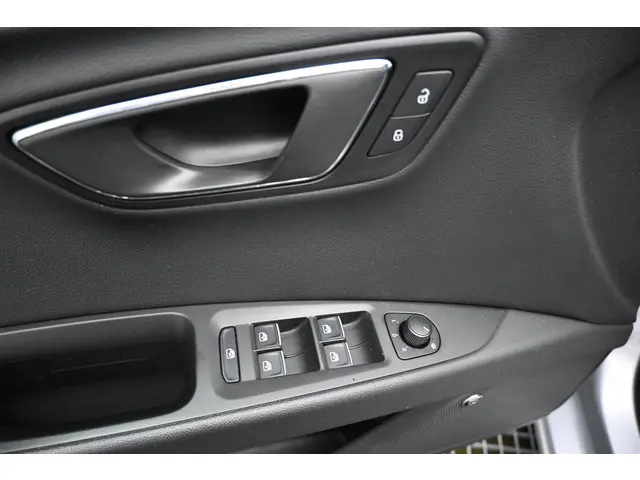 SEAT Leon ST 1.5 TSI FR Ultimate Edition 2020 Benzine 35