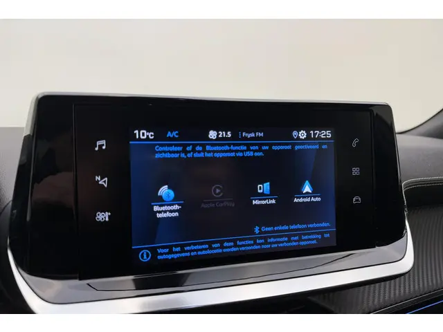 Peugeot 2008 1.2 PureTech 130pk GT-Line 2020 Benzine 19