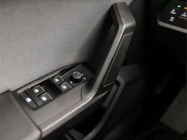 SEAT Leon 1.0 TSI Style Launch Edition 2021 Benzine 20