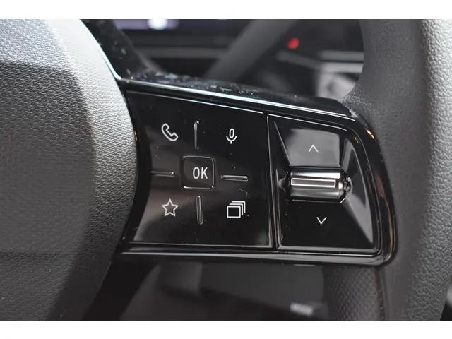 Renault 5 urban range Night & Day 40 kWh 2025 Elektrisch 23