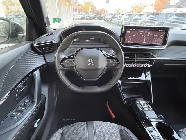 Peugeot e-2008 EV Allure 54 kWh 2023 Elektrisch 5