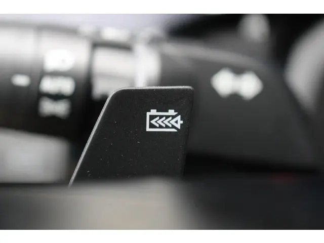 Renault 4 comfort range techno 52 kWh 2025 Elektrisch 41