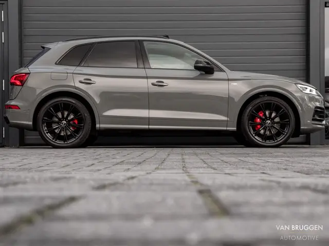 Audi Q5 50 TFSI e quattro S-Line 2021 Hybride Benzine 18