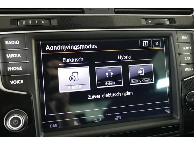 Volkswagen Golf 1.4 TSI GTE 2015 Hybride Benzine 32