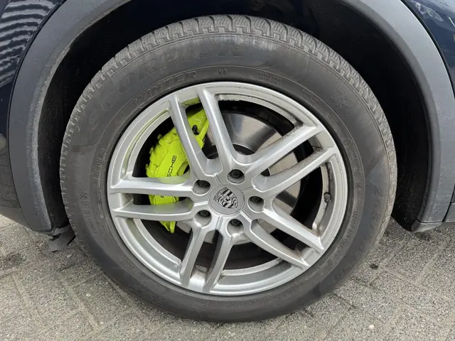 Porsche Cayenne 3.0 S E-Hybrid 2015 Hybride Benzine 9