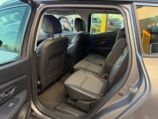 Renault Grand Scénic 1.3 TCe Techno 7p. 2022 Benzine 8