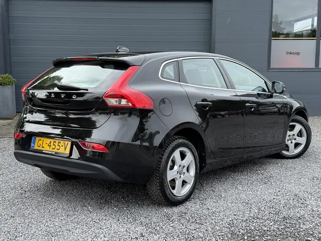 Volvo V40 2