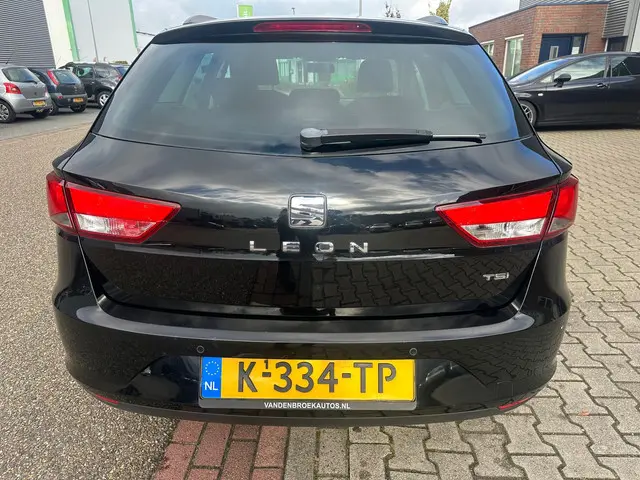 SEAT Leon ST 1.2 TSI Style 2015 Benzine 4