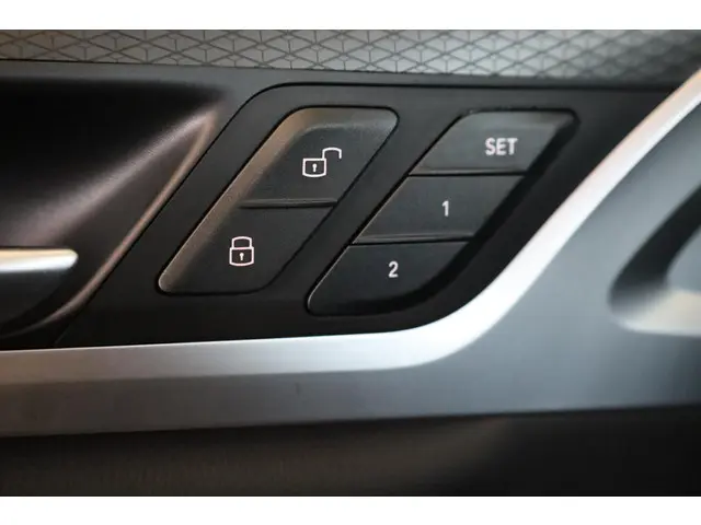 BMW X3 xDrive30e 2023 Hybride Benzine 24