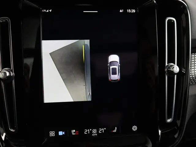 Volvo XC40 Recharge Pro 2022 Elektrisch 28