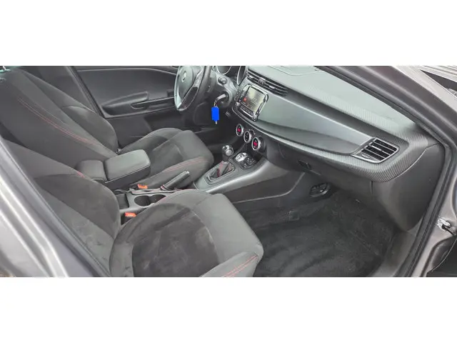 Alfa Romeo Giulietta 1.4 T Sprint 2016 Benzine 19