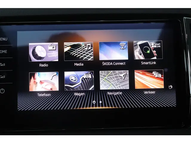 Škoda Karoq 1.5 TSI ACT Style Business 2019 Benzine 29