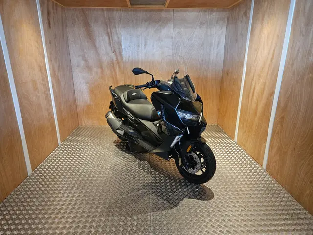 BMW C 400 GT 2