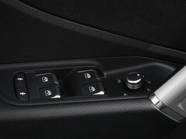 Audi Q2 35 TFSI 150pk Automaat S Edition 2021 Benzine 11