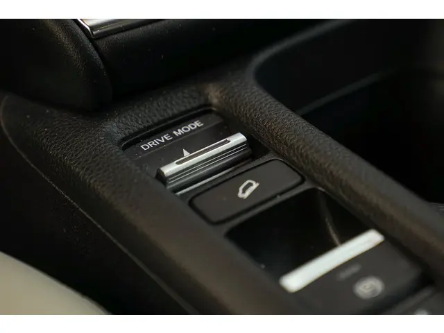 Honda HR-V 1.5i e:HEV ADVANCE STYLE 2024 Hybride Benzine 19