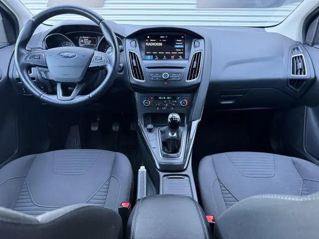 Ford Focus Wagon 1.0 Titanium 2017 Benzine 24