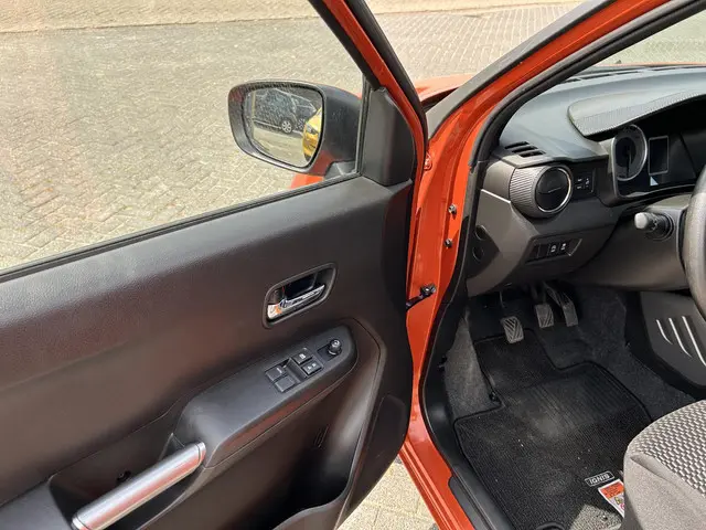 Suzuki Ignis 1.2 Smart Hybrid Comfort 2023 Benzine 11