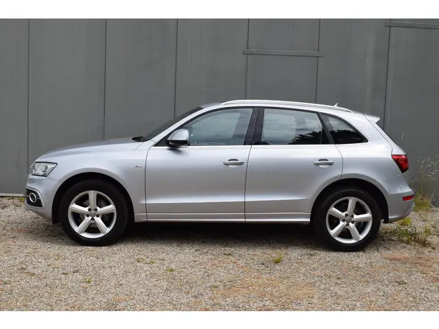 Audi Q5 2.0 TFSI quattro Sport Edition 2016 Benzine 13
