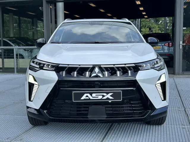 Mitsubishi ASX 1.6 HEV AT Intense+ 2025 Hybride Benzine 19
