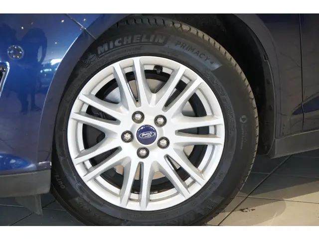 Ford C-MAX 1.6 EcoBoost Titanium 2013 Benzine 22