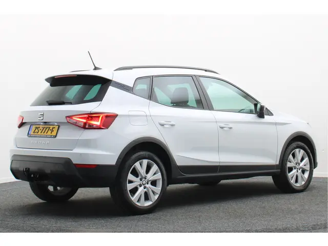 SEAT Arona 1.0 TSI Style Business Intense 2019 Benzine 18