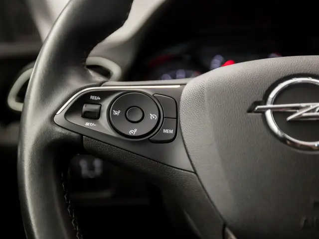 Opel Grandland X 1.2 Turbo Sport 2021 Benzine 17