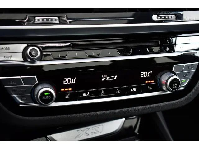 BMW X3 xDrive30i M-Sport 2018 Benzine 62