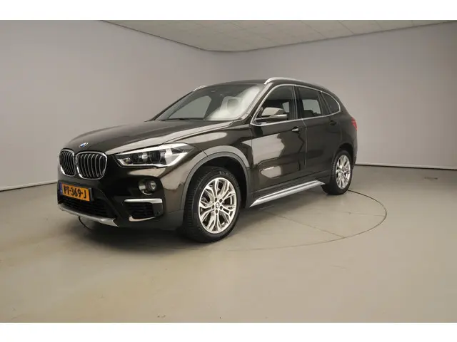 BMW X1 sDrive20i Executive 2017 Benzine 41