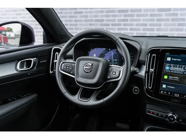 Volvo XC40 2.0 B4 Plus Dark 2024 Benzine 26