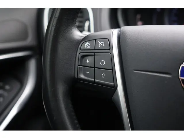 Volvo V40 2.0 D2 Summum Business 2015 Diesel 20