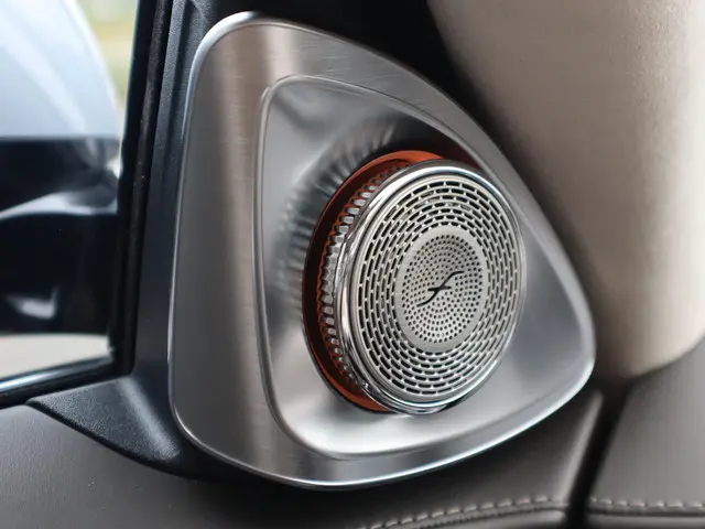 Mercedes-Benz S-Klasse 680 4MATIC Maybach 2023 Benzine 21