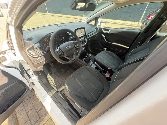 Ford Fiesta 1.1 Trend 2019 |Cruise|Navi|NAP|BTW| 2019 Benzine 8