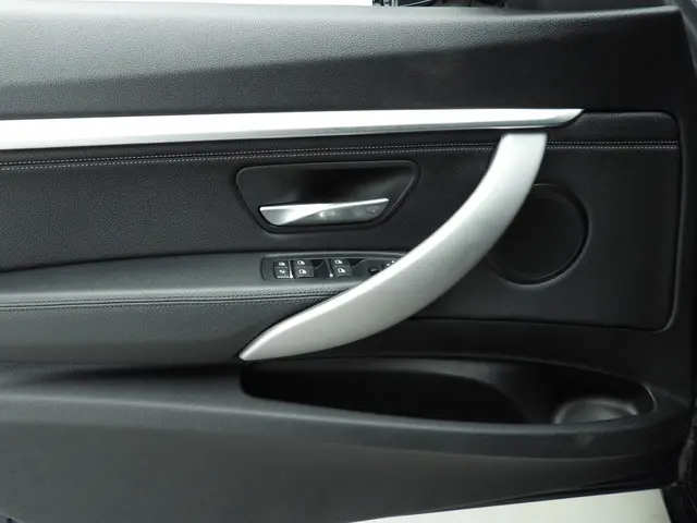 BMW 3 Serie Gran Turismo 320i 2017 Benzine 20