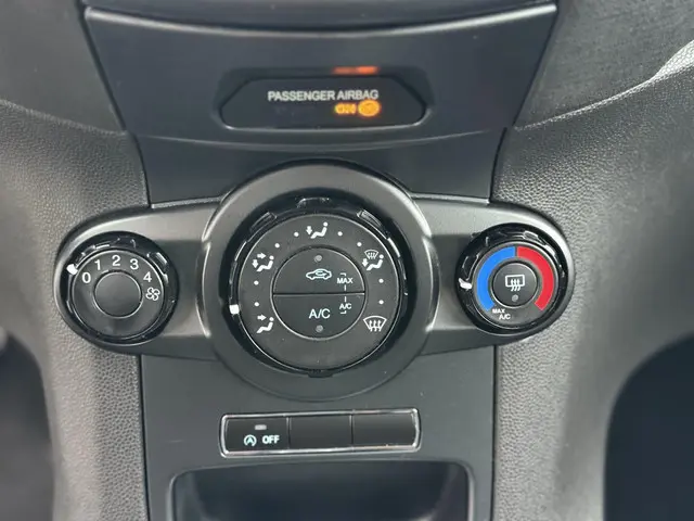 Ford Fiesta 1.0 Style 2015 Benzine 13