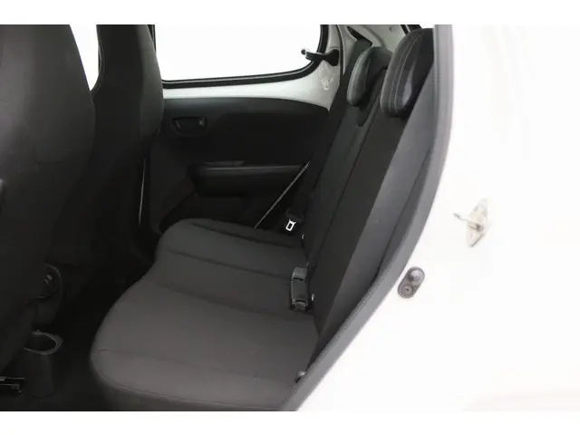 Peugeot 108 1.0 e-VTi Active 2020 Benzine 12