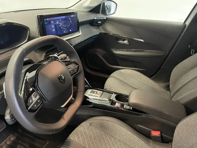 Peugeot 208 Hybrid 100 AUT Allure 2024 Benzine 21