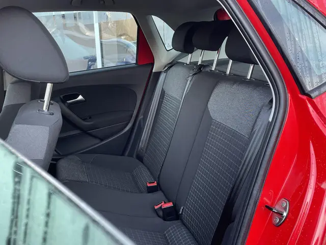 Volkswagen Polo 1.2 TSI Comfortline 2015 Benzine 11