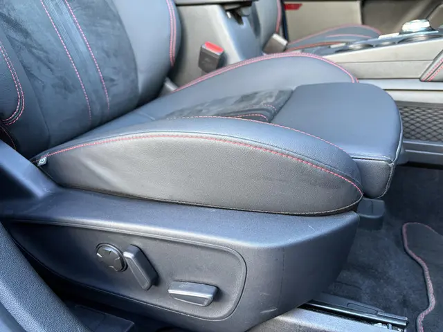 Ford Kuga 2.5 FHEV ST-Line X 2024 Hybride Benzine 14