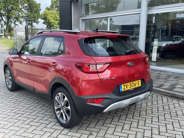 Kia Stonic 1.0 T-GDi DynamicLine 2019 Benzine 6