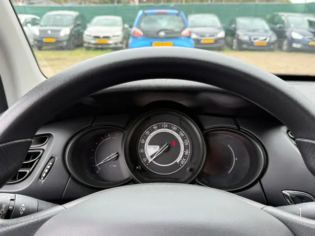 Citroën C3 1.0 VTi Attraction/ ZEER ZUINIG 2014 Benzine 28