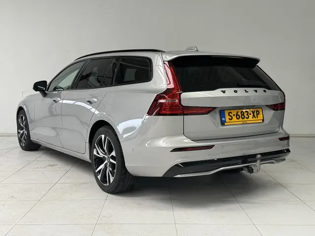Volvo V60 2.0 B3 Plus Dark 2023 Benzine 6