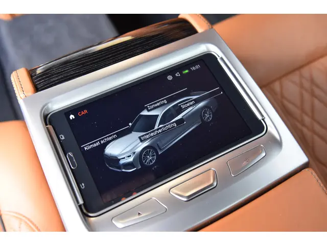BMW 7 Serie 730Ld xDrive 2019 Diesel 38