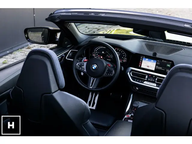 BMW M4 4-serie Cabrio xDrive Competition 2023 Benzine 29