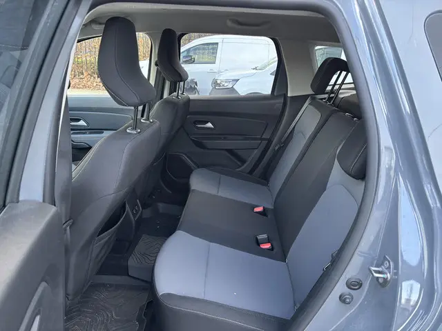 Dacia Duster 1.0 TCe 100 ECO-G Extreme 2023 LPG/Gas 8