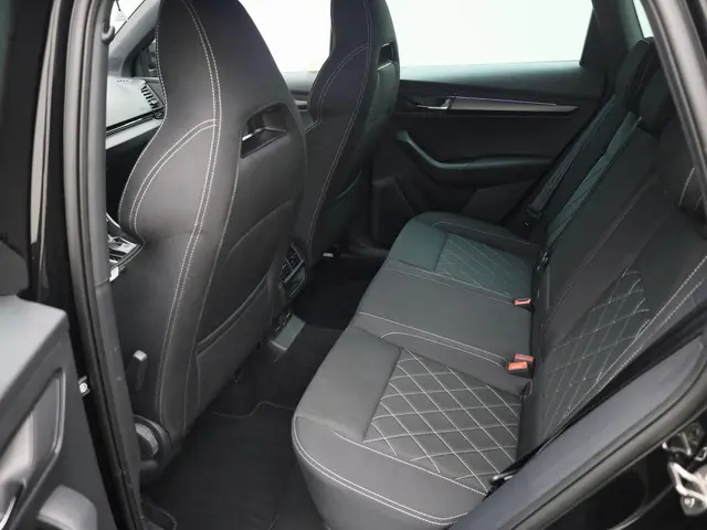 Škoda Karoq 1.5TSI/150PK ACT Sportline DSG 2025 Benzine 19