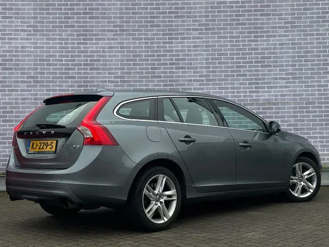 Volvo V60 2.0 T3 Nordic+ 2016 Benzine 3